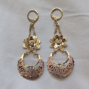 Elegant Gold and Pink Floral Dangle Earrings